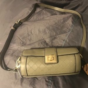 NWT STEVE MADDEN olive brolli purse